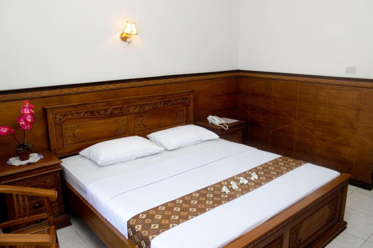 Hotel Wiwi Perkasa 2 Indramayu Экстерьер фото